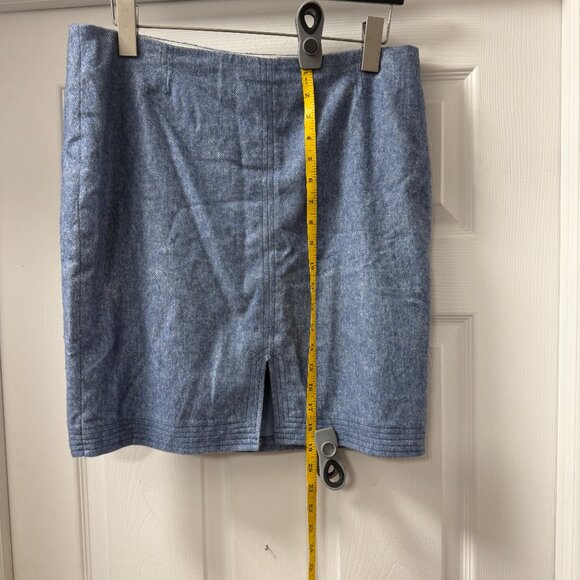 Banana Republic blue Italian flannel wool-blend pencil lined skirt size 10P - Picture 3 of 10
